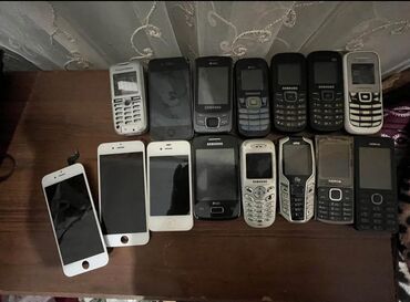 xacmazda ucuz telfonlar: QARIŞIQ MODEL TELEFONLAR. BÜTÖV HALDA 50 AZN. TƏK-TƏK 10 AZN