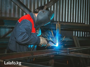 черно рабочие: Требуются сварщики с опытом работы в кузнечный цех