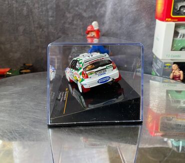 Avtomobil modelləri: Toyota, 2000 il, 1:43, Dəmir — 9