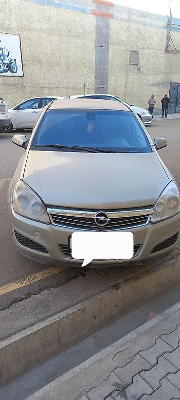 subaru autbeck: Opel Astra: 2007 г., 1.6 л, Механика, Бензин, Хэтчбэк — 2