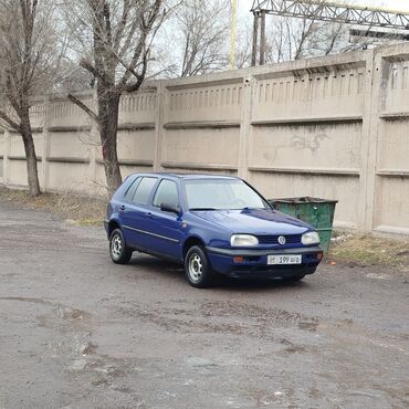 талас авто гольф: Volkswagen Golf: 1994 г., 1.8 л, Механика, Бензин, Хетчбек