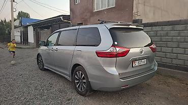 мазда 5 минивен: Toyota Sienna: 2019 г., 3.5 л, Автомат, Бензин, Минивэн — 2