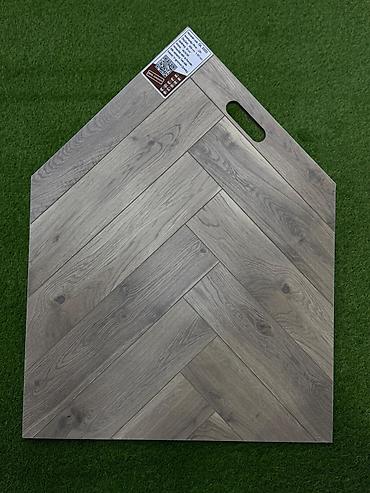 lamina: Laminat. 33 klass. Çin istehsalı. 12 MM qalınlıq. Suya qarşı davamlı — 6