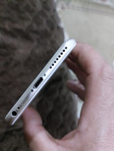 iphone чехол чёрный: IPhone 6s Plus, 128 ГБ, Золотой, Отпечаток пальца, Face ID