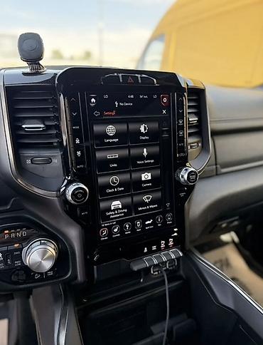 св: Dodge Ram 1500: 2020 г., 5.7 л, Автомат, Бензин, Пикап — 5