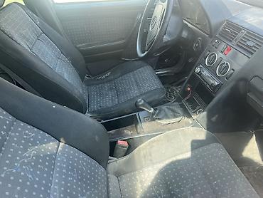 Продажа авто: Mercedes-Benz C-Class: 1995 г., 1.8 л, Механика, Бензин — 5