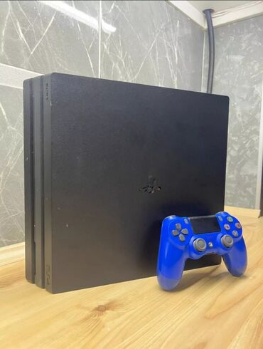 PS4 (Sony PlayStation 4): PS4 PRO 1TB один джойстик (original) без игр, не прошитая, Брал в