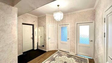 срочно продается квартира: 3 бөлмө, 93 кв. м, Элитка, 2 кабат, Евроремонт