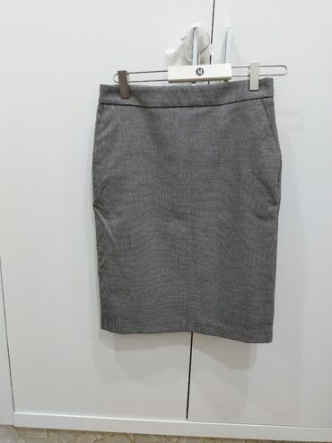 Gündəlik donlar: Bütün geyimlər S olcudur. hamısı çox az geyinilib. her biri 5 azn — 12