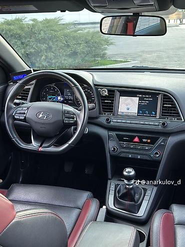 Hyundai: Hyundai Avante: 2018 г., 1.6 л, Механика, Бензин, Седан — 2