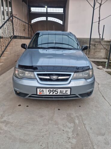 Daewoo: Daewoo Nexia: 2010 г., 1.5 л, Механика, Газ, Седан