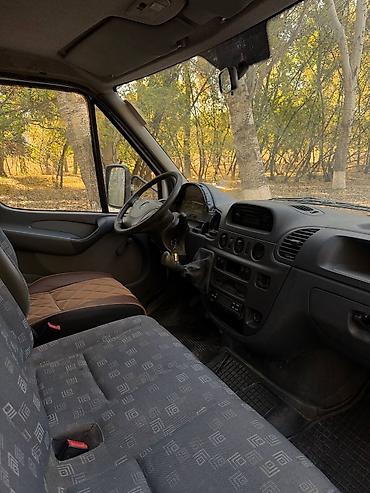 210 4.3: Легкий грузовик, Mercedes-Benz, Дубль, 3 т, Б/у — 5