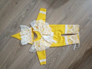 yeni doğulmuş uşaq paltarları: Dəstlər rəng - Sarı