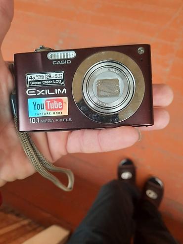 online komputer isi: Casio Exilim kompakt rəqəmsal fotoaparat - Model xətti: Exilim — 2