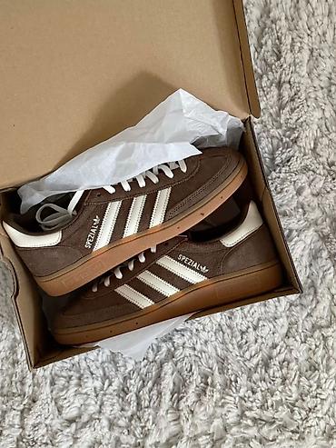 adi: Мужские кроссовки, 42.5, Adidas Originals, Новый, цвет - Коричневый, Самовывоз, Платная доставка — 1