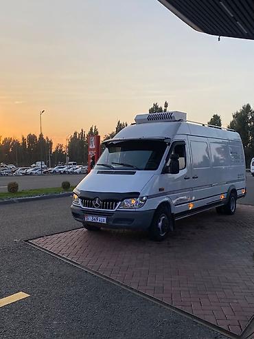 капот sprinter: Mercedes-Benz Sprinter грузовой фургон-рефрижератор. Мотор коробка — 5