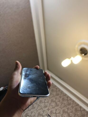 world telecom iphone 11: IPhone 11, 128 GB, Ağ, Barmaq izi, Simsiz şarj, Face ID
