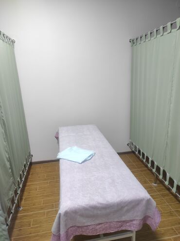 Мануальные терапевты: В медцентре сдаются два кабинета можно под массаж мануальную