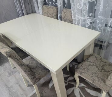 acilan stol: Qonaq masası, İşlənmiş, Açılan, Kvadrat masa, Azərbaycan