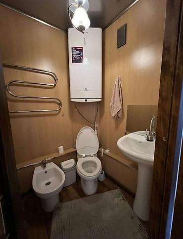 flat osh: 3 комнаты, 58 м², 6 мкр 104 серия, 4 этаж, Евроремонт — 5