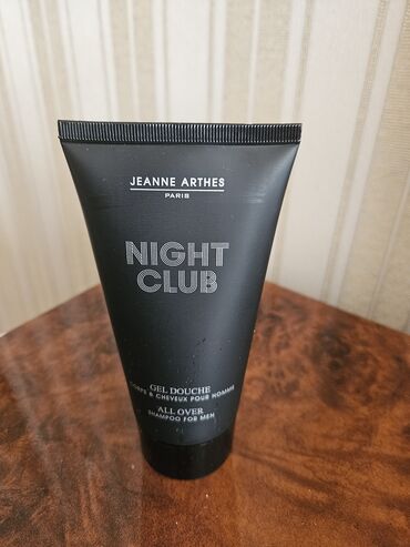 Bədənə qulluq: Her biri yenidir, işlenmeyib beyler üçün şampun,duş geli ve dezodorant — 8