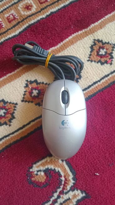 компьютерные мыши htr: Компьютерная мышь Logitech серый цвет Исправна и функциональна