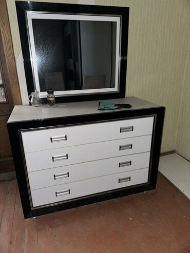 спальный гарнитур барокко: Спальный гарнитур, Комод, цвет - Черный