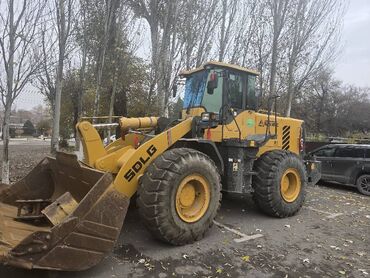 Другие Автомобили: Погрузчик сатылат 
жылы 2021 
2200 м/ч 
ковша 3-куб