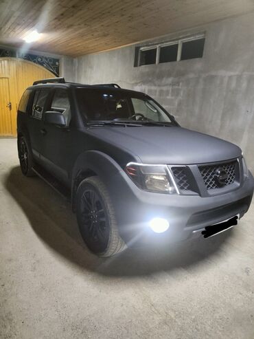 Nissan: Nissan Pathfinder: 4 l | 2008 il Ofrouder/SUV