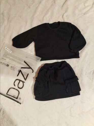 mikrofon sa stalkom za decu: Set: Skirt, Sweatshirt, 98-104