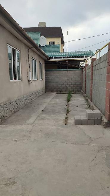 Продажа домов: 3 комнаты, 120 м², 6 соток, Бишкек, Кара-Жыгач ж/м Собственник — 3