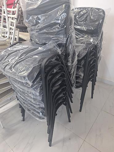 Yığılabilən konferans/kafeteriya stulları – qara rəng - Material