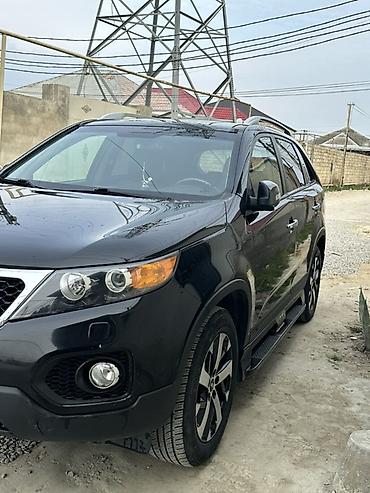 e90 aksesuar: Kia Sorento – 7 yerlik SUV Xüsusiyyətlər: - Geniş salon, 3-cü cərgəyə — 5