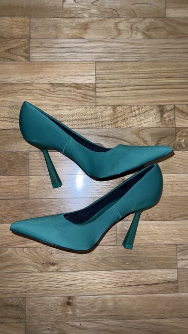 zelene salonke: Pumps, Zara, 36