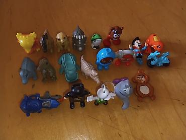kinder batman: Uşaq üçün kiçik fiqurlar və oyuncaqlar dəsti. Xüsusiyyətlər: - — 1