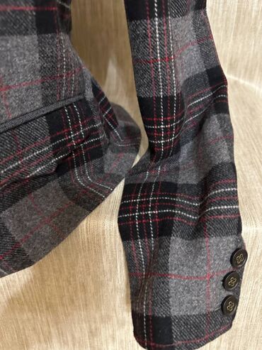 Sakoi: Emporio Armani, S (EU 36), Vuna, Karirani — 2