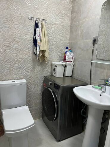 Uzunmüddətli kirayə mənzillər: Yeni günəşli D massivi,290 nömrəli məktəbin yanında,15 — 14