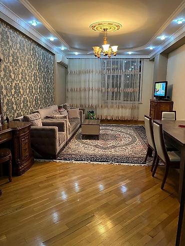 nizami m: 3 otaqlı, Yeni tikili, 122 kv. m — 3
