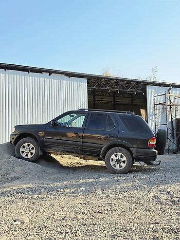 машини: Isuzu Amigo: 2003 г., Механика, Внедорожник — 4