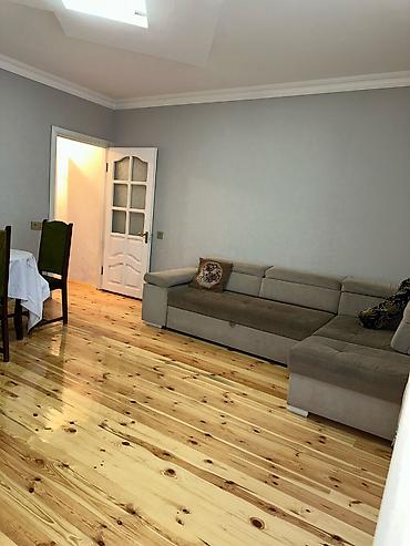 Mənzillər: Kirayə 3 otaqlı mənzil – Elmlər metrosunun yanı, BDU-nin küçəsi, 53 — 4