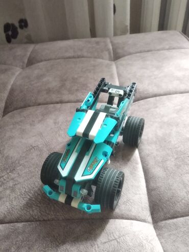 игрушка машины: Продаю Лего:Technic оригинал привезён с Германии инструкция
