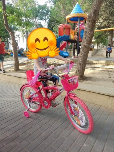 Uşaq velosipedləri: İşlənmiş Dörd təkərli Uşaq velosipedi 20", Ünvandan götürmə
