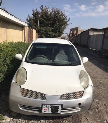 Nissan: Nissan March: 2002 г., 1.3 л, Автомат, Бензин, Хэтчбэк