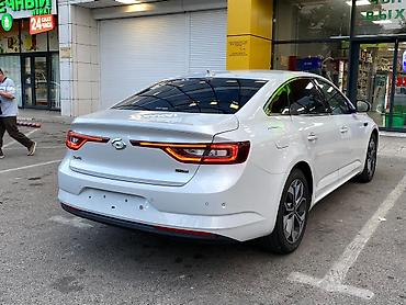 Renault: Renault Centennial: 2019 г., 2 л, Автомат, Бензин, Седан — 28