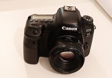 canon video: Canon 6D Mark 2 Fotoaparat, Canon 50 mm 1.8 Lens, Flash, yaddaş kartı