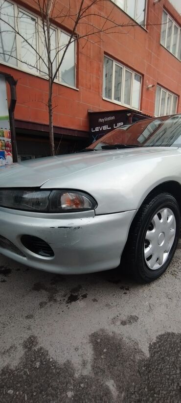 Mitsubishi: Mitsubishi Galant: 1995 г., 2 л, Механика, Бензин, Седан — 3