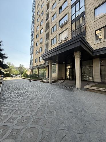 2 8: 2 комнаты, 70 м², Дордой Плаза ТРЦ 8 этаж, Евроремонт — 4
