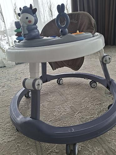 Детские ходунки: Детские ходунки с игровой панелью - Круглая устойчивая база с широким — 1