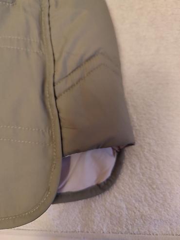 Демисезонные куртки: НОВАЯ.деми курточка.размер 52.двухсторонняя.с капюшоном и — 11