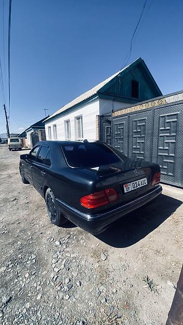 я ищу мерс: Mercedes-Benz E-Class: 1997 г., 2 л, Механика, Бензин, Седан — 2
